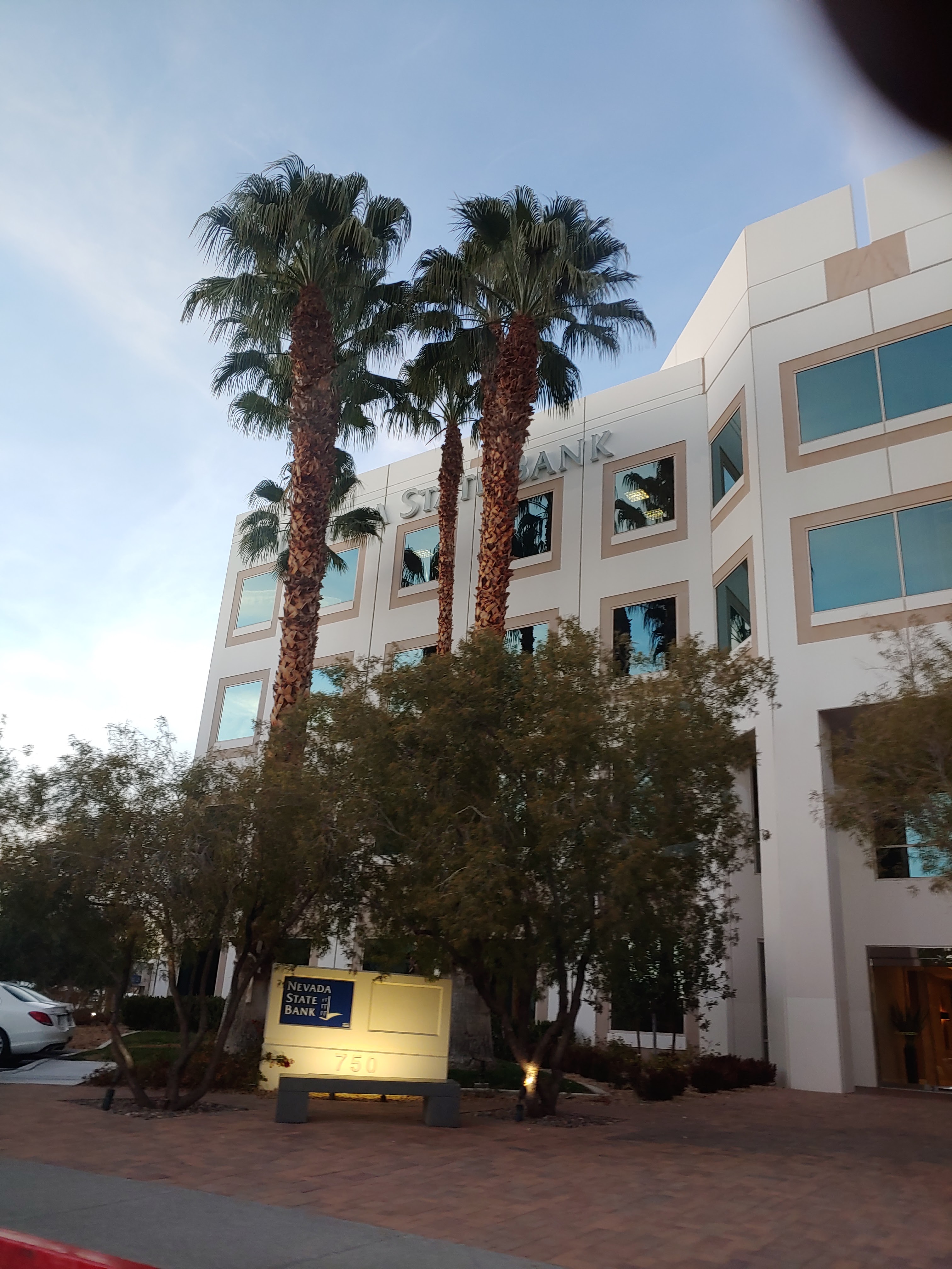Nevada State Bank | McCarran Center Branch 01