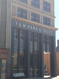Farmers & Merchants Bank & Trust 02