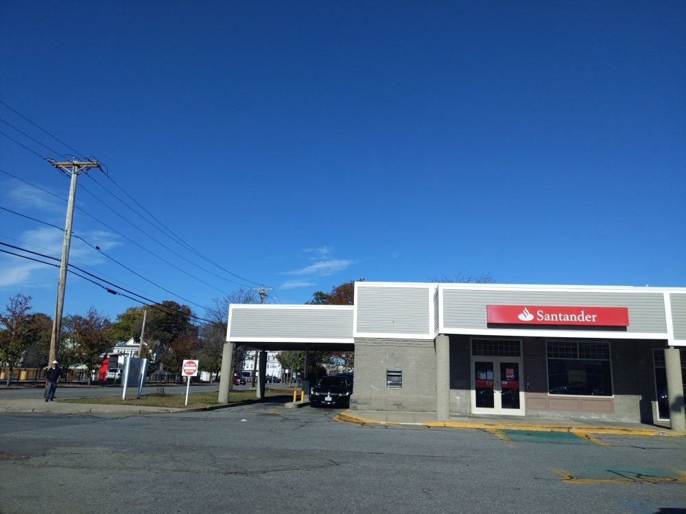 Santander Bank Branch 01