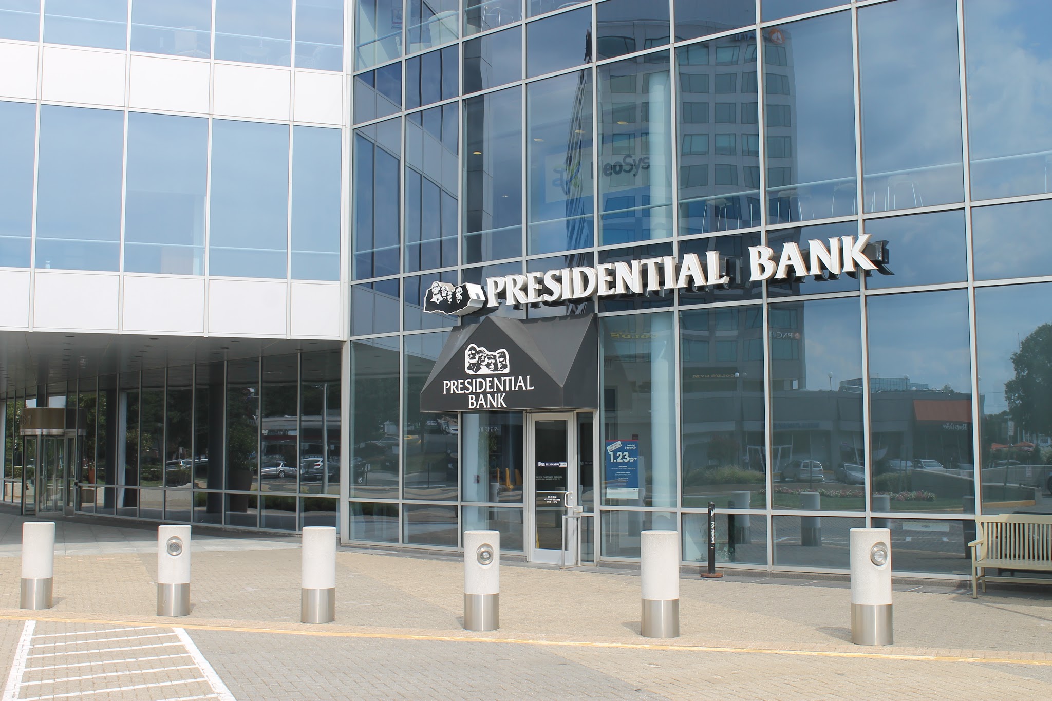Presidential Bank 01