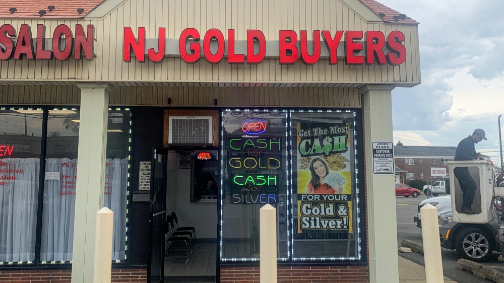 NJ GOLD BUYERS PAYING 90% FOR GOLD & SILVER 01