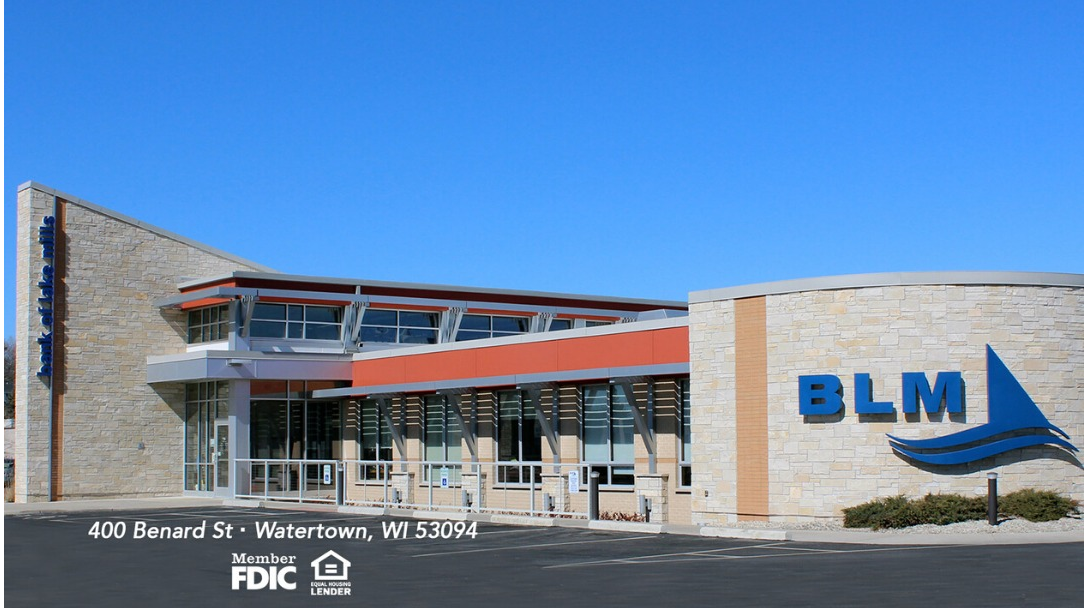Bank of Lake Mills 01
