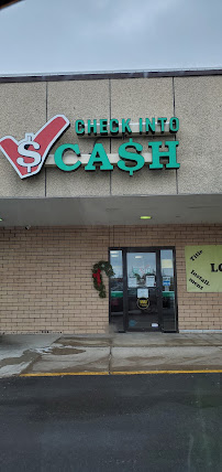 Check Into Cash 04