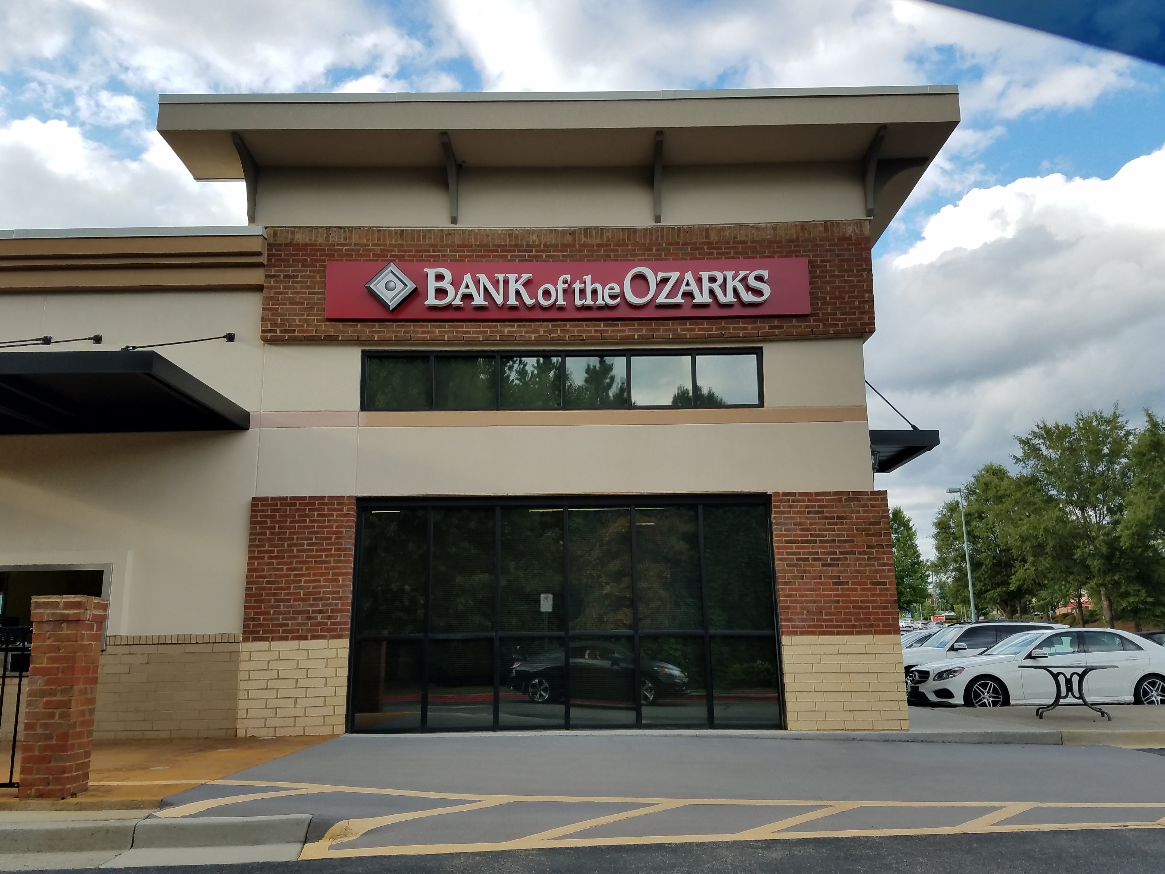 Bank OZK 01