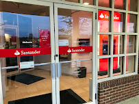 Santander Bank Branch 02