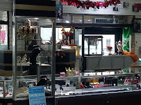 Palace Jewelry & Loan Company Inc 02