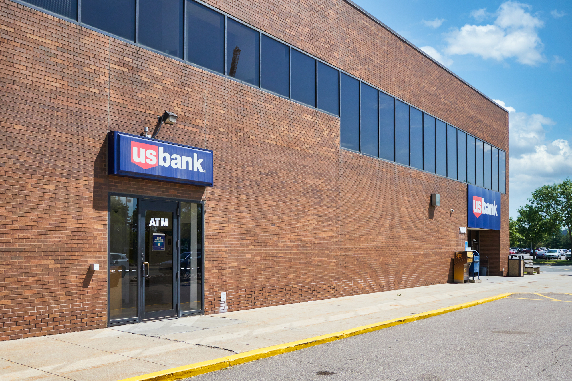U.S. Bank Branch 01