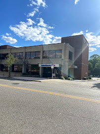Bank of America (with Drive-thru ATM) 02