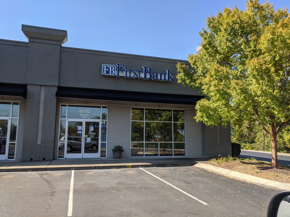 FirstBank 01