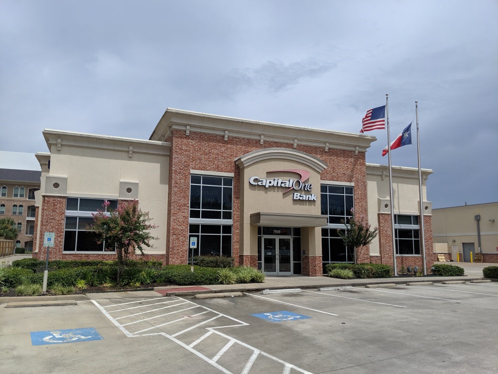Capital One Bank 01