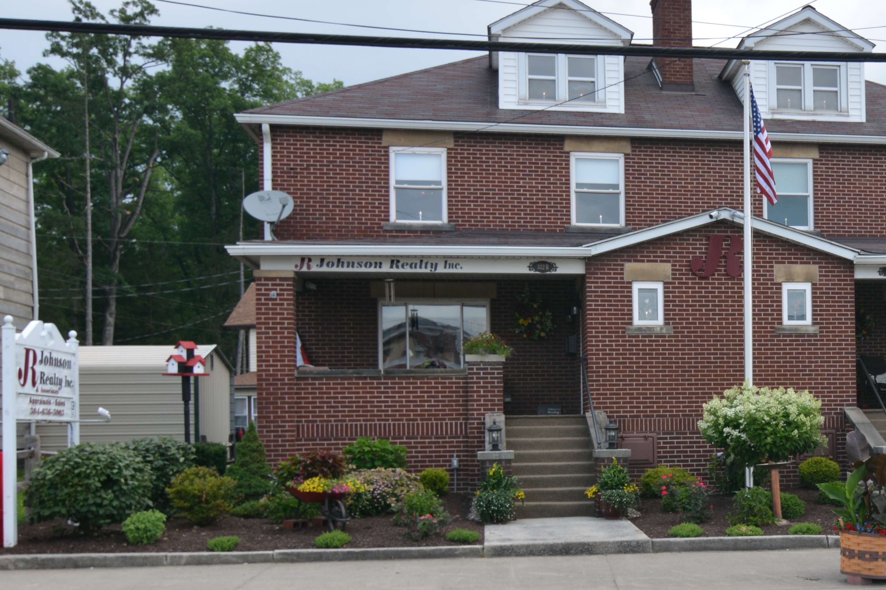Johnson Realty 01