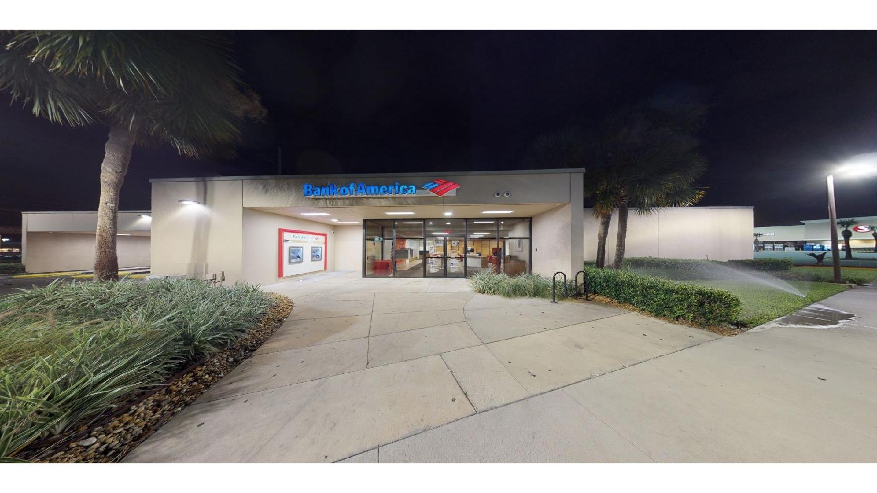 Bank of America (with Drive-thru services) 01