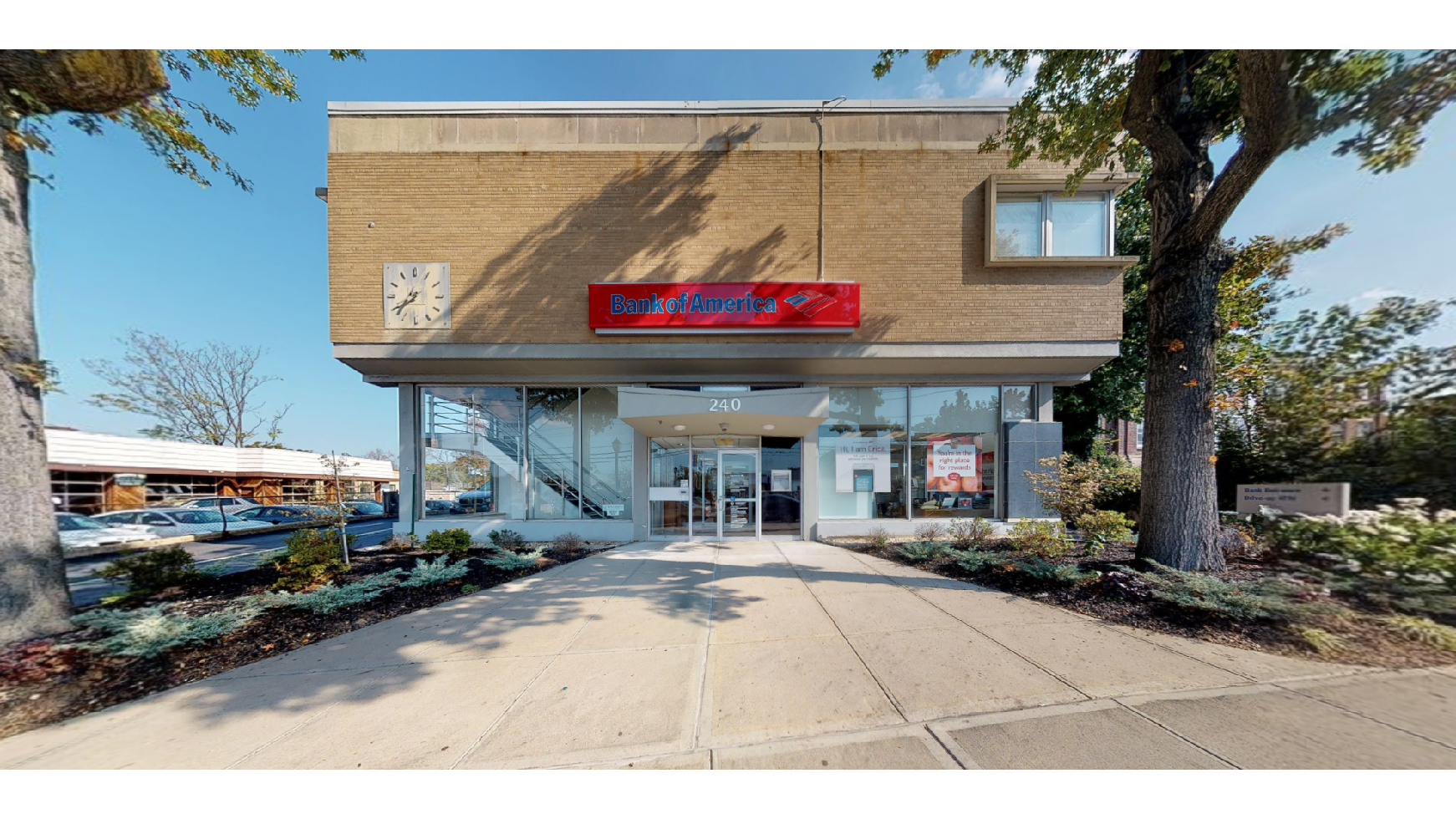 Bank of America (with Drive-thru ATM) 01