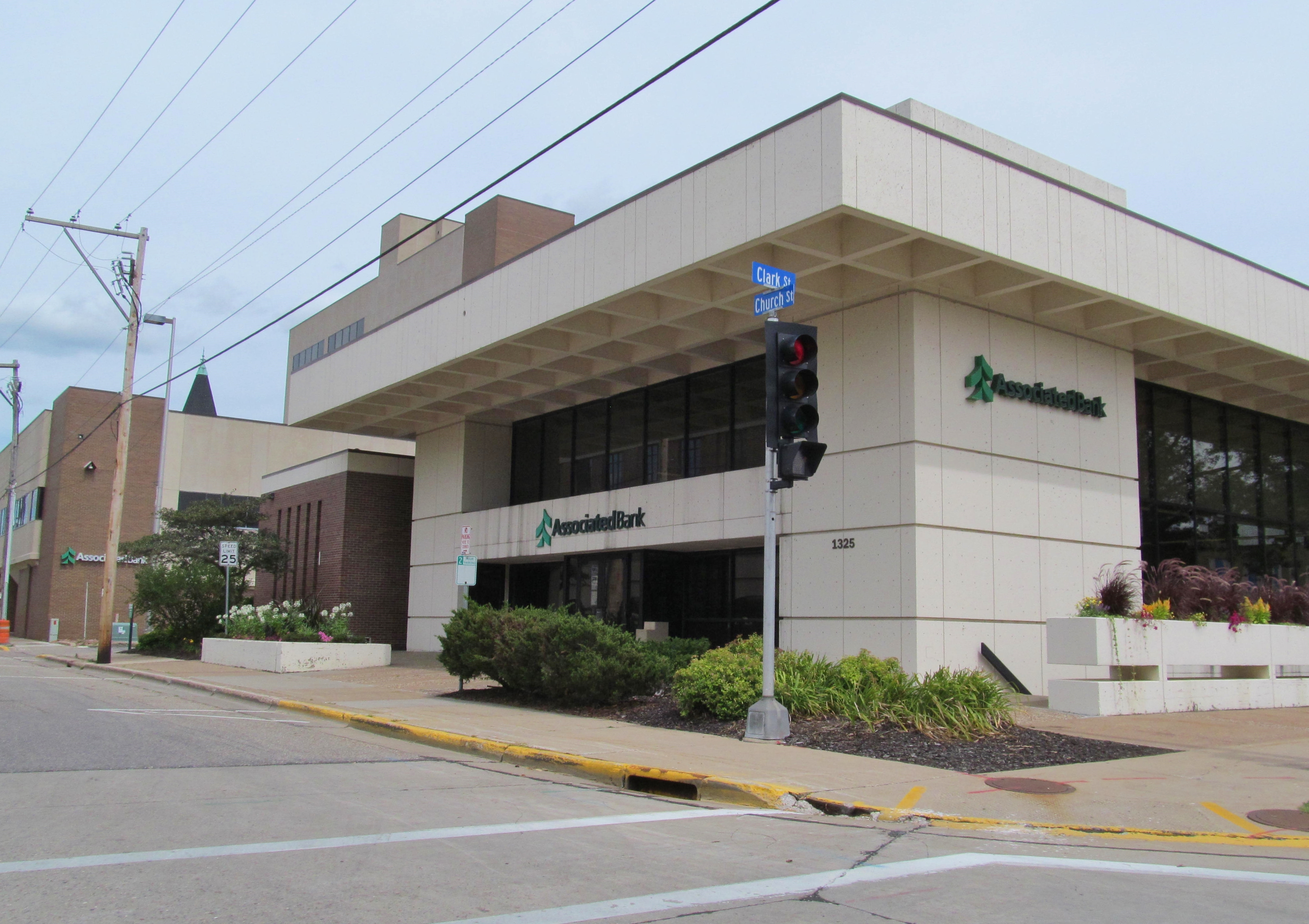 Associated Bank 01