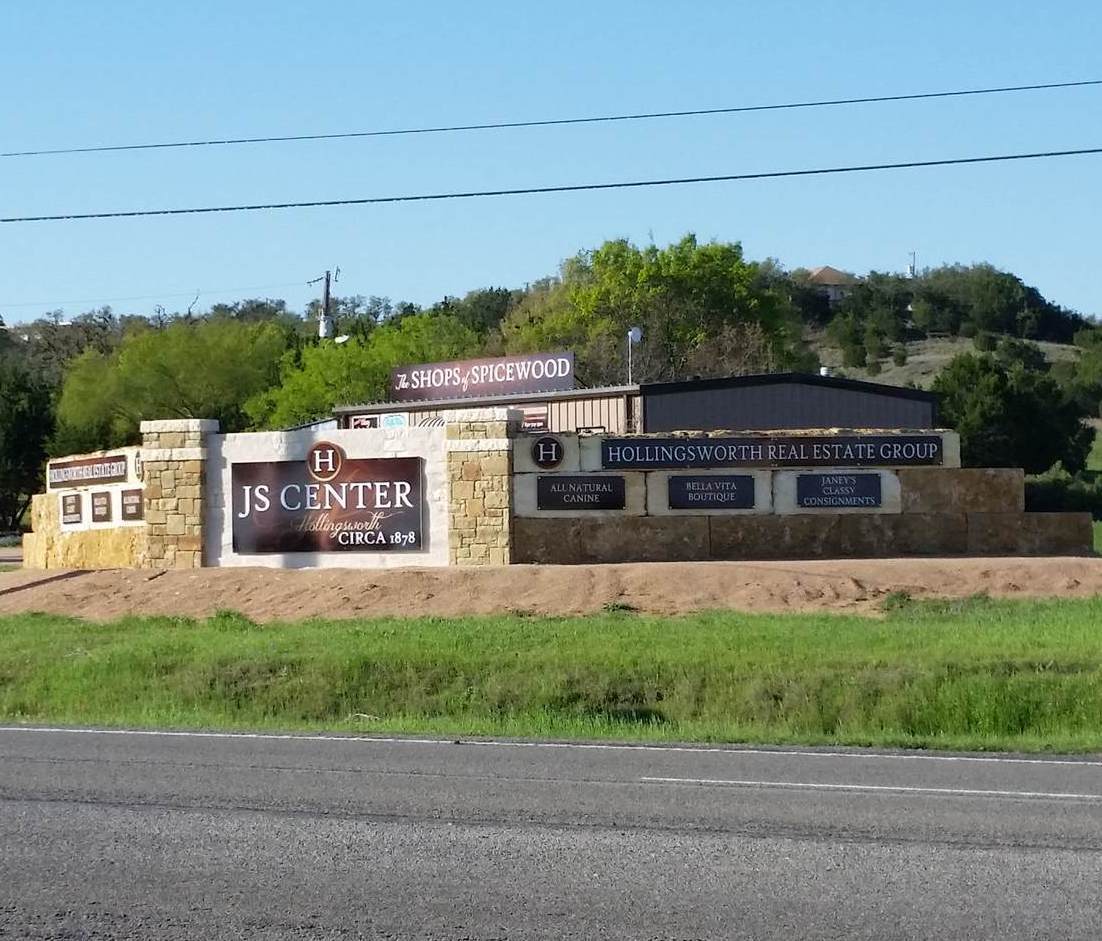 HREG - Hollingsworth Real Estate Group @ Hollingsworth Center - Lee Hollingsworth, 9807 Hwy 71 01