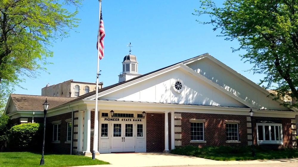 Pioneer State Bank 01