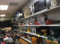 Trusted Pawn Shop 04
