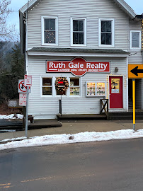 Ruth Gale Realty 04