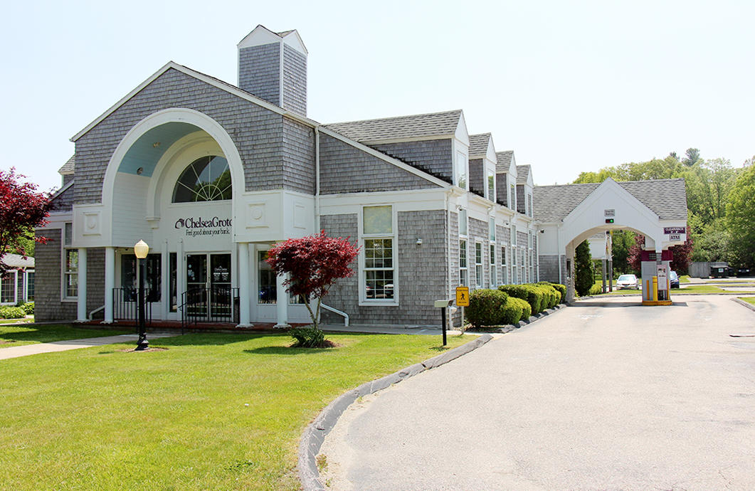 Chelsea Groton Bank 01