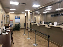 Apple Bank 03