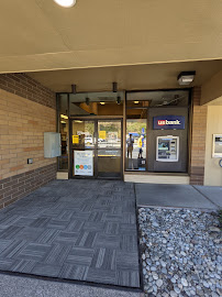 U.S. Bank Branch 01