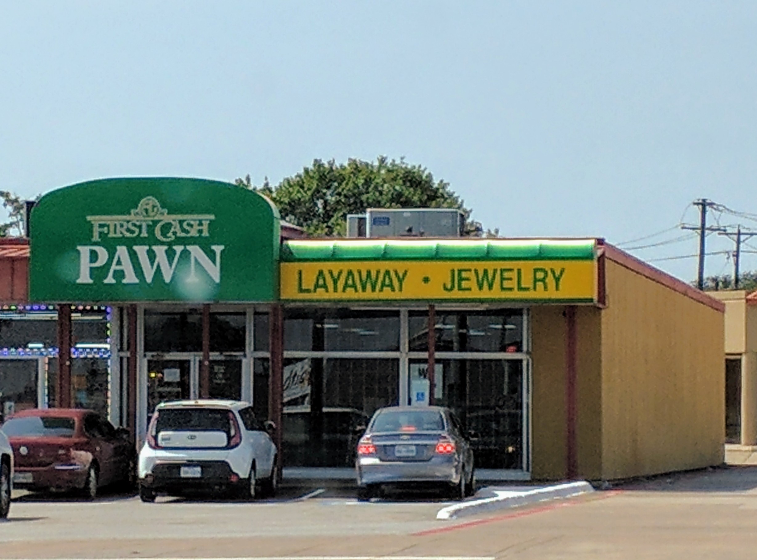 First Cash Pawn 01