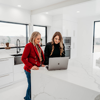 I Sell Houses Real Estate Co. 02