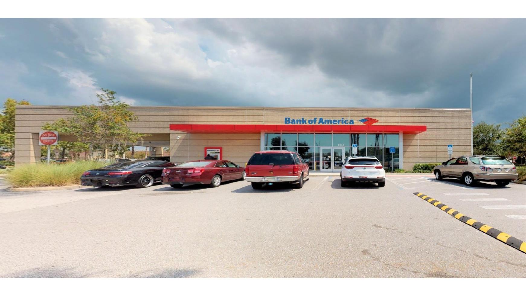 Bank of America (with Drive-thru services) 01
