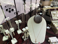 Wizebuys PawnBrokers Outlet 04
