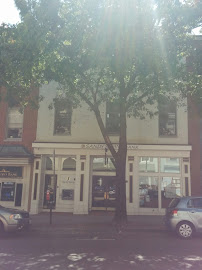 Sandy Spring Bank 02