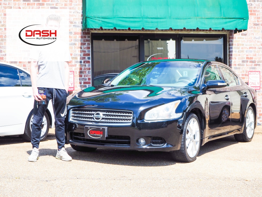 Dash Autohouse 01