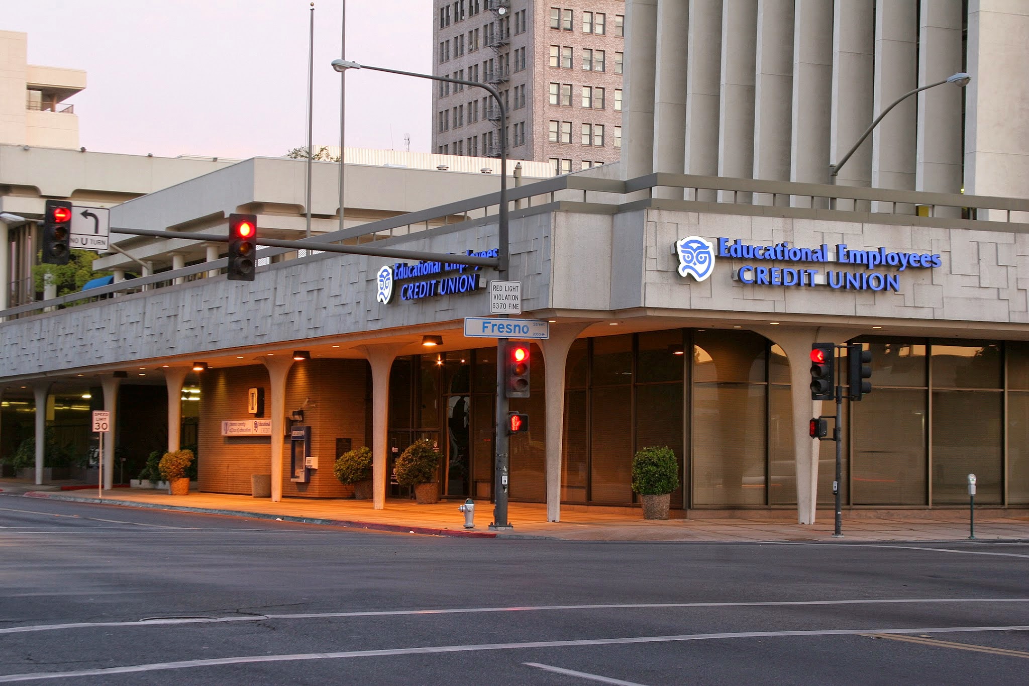 Educational Employees Credit Union - EECU - Van Ness Branch 01