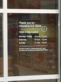 U.S. Bank ATM - 27th & Pine Lake Super Saver 02