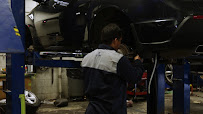 Acura Service Department 04