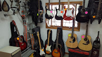 A1 Pawn & Custom Car Audio 04