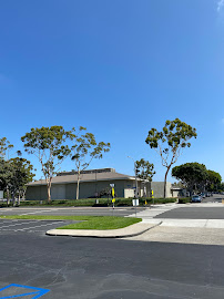 Bank of America (with Drive-thru ATM) 04