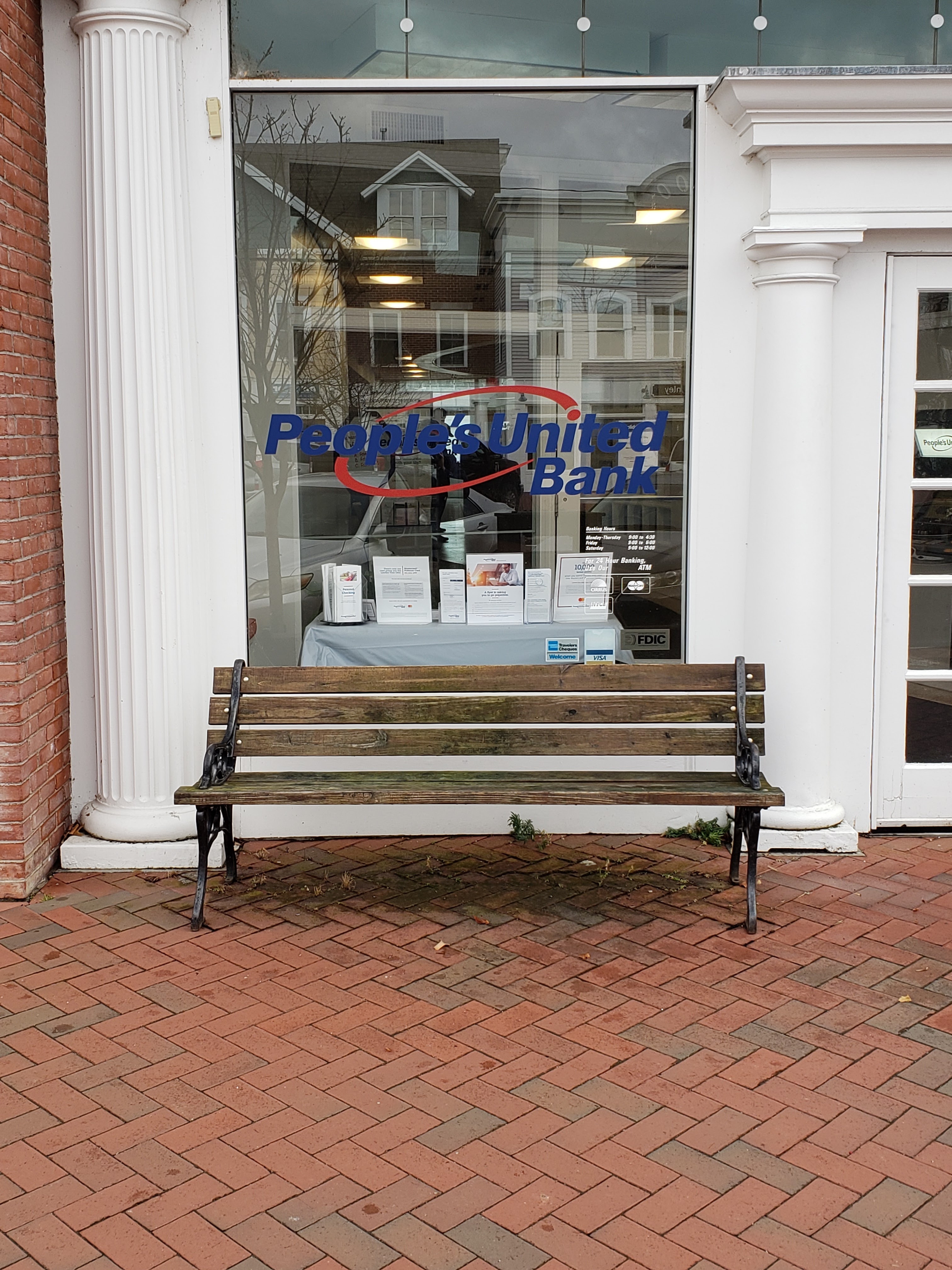 People's United Bank 01