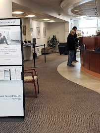 People's United Bank 02