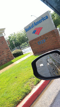 Bank of America (with Drive-thru ATM) 02