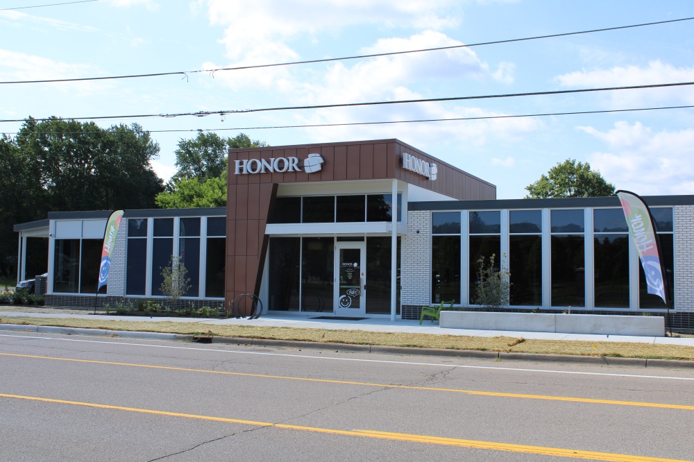 Honor Credit Union - Berrien Springs 01