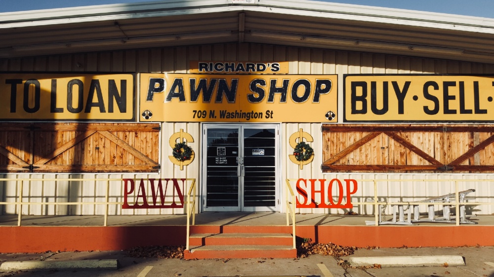 Richard's Pawn Shop 01