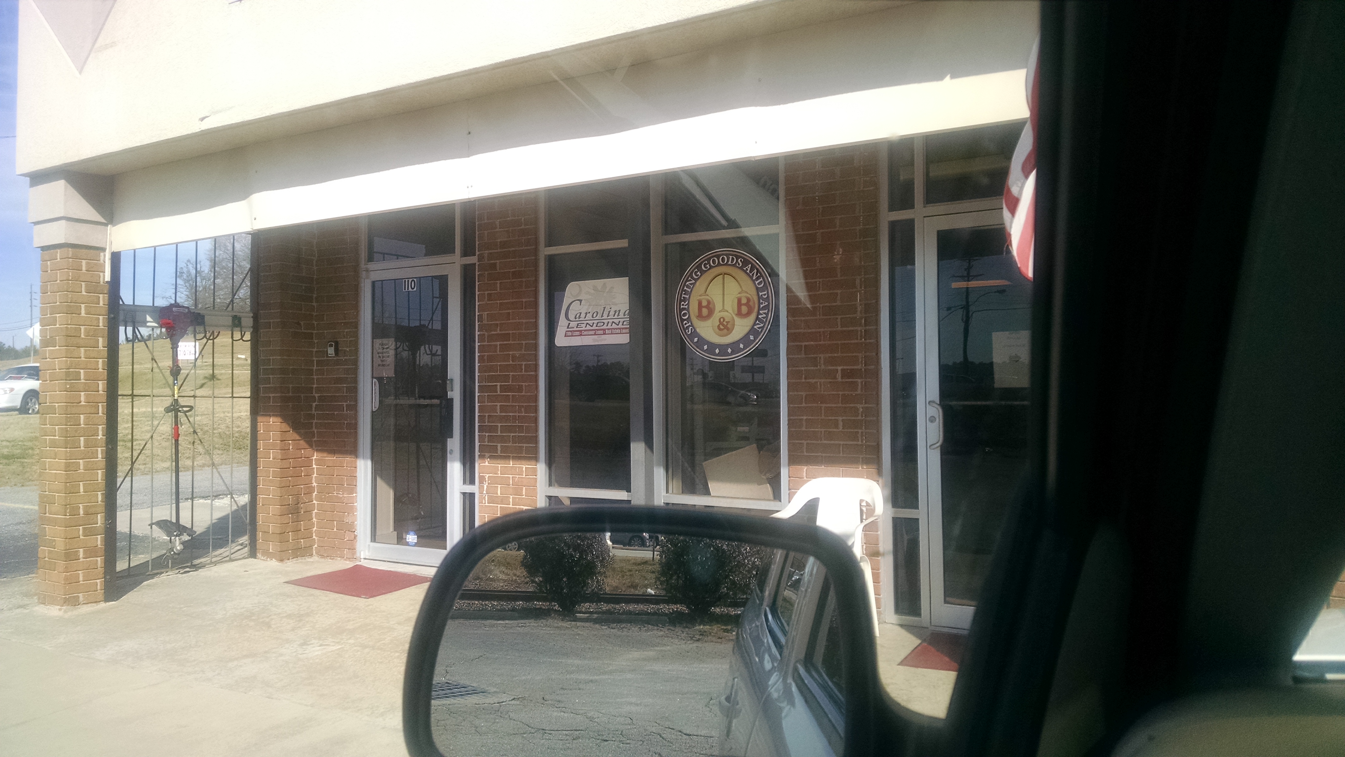B & B Sporting Goods and Pawn 01
