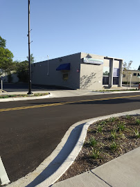 Fifth Third Bank & ATM 04