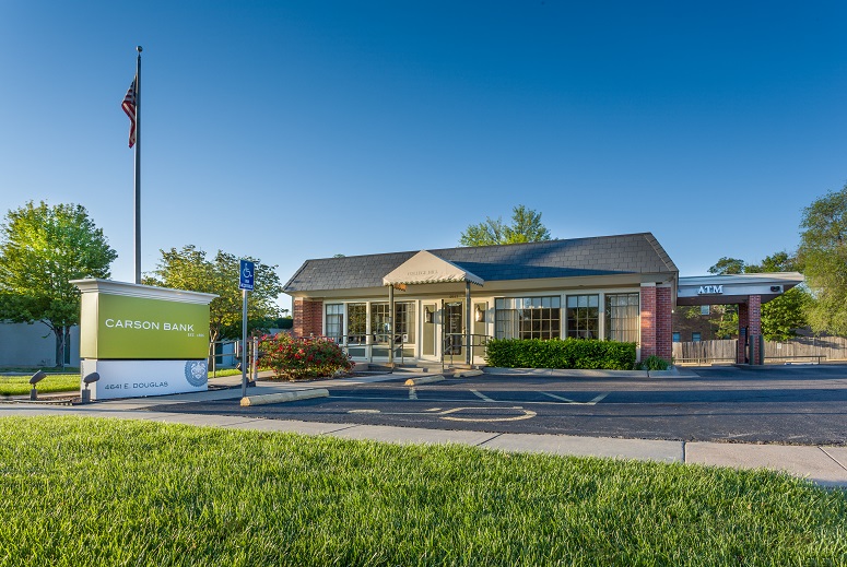 Carson Bank 01