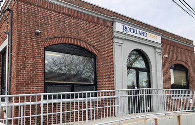 Rockland Trust Bank 01