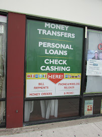 DolEx Dollar Express 02