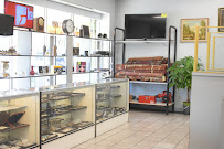 Hart's Jewelers & Pawn 04