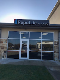 Republic Finance 03