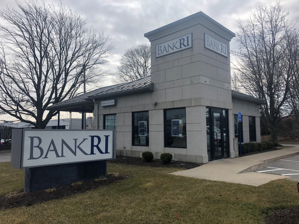 BankRI 01