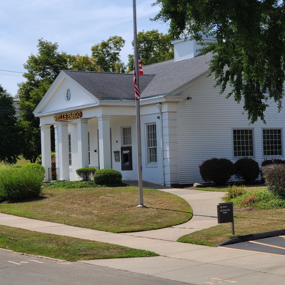 Wells Fargo Bank 01